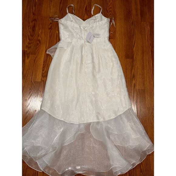 Marchesa Notte High Low Tea Length Gown in a metallic Ivory size 10 /M - Picture 11 of 13